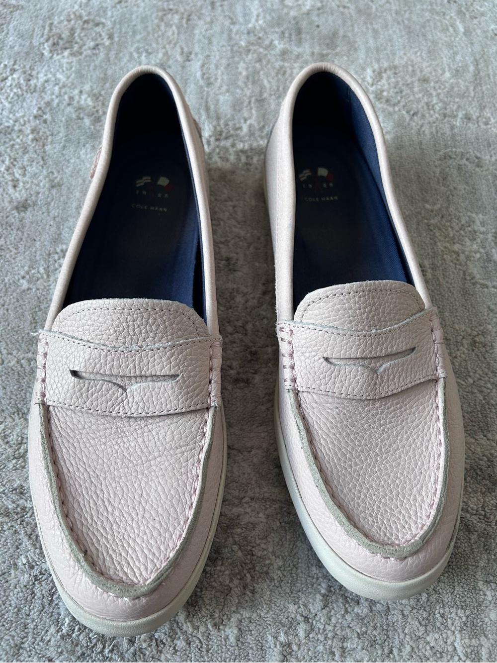 Cole Haan Nantucket II Penny Loafer 10.5 Pale Pink Leather Slip On Casual Shoe